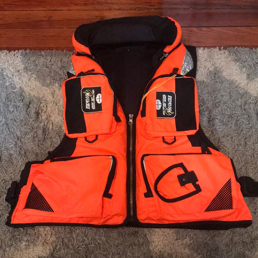 Life jacket